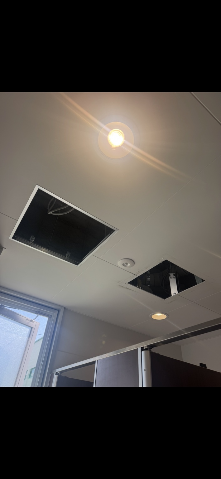 施設換気扇 施工前